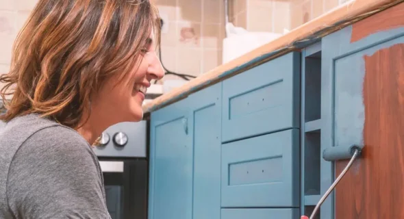 How to Paint Kitchen Cabinets: A Step-by-Step Guide